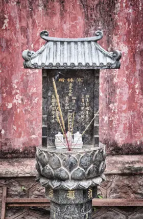 Images of a shrine in Vietnam – Standard photo